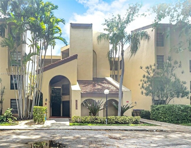 Building Photo - 9255 SW 125th Ave Unit R-308