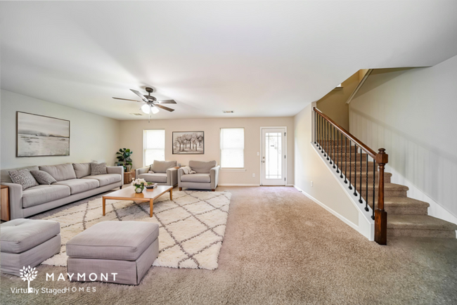 Photo - 927 Justice Dr