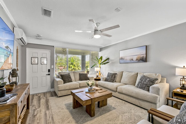 Photo - 119 W Suwannee Ln Unit ID1069199P