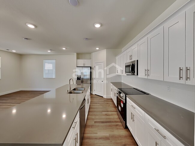 Photo - 10335 Bishops Cap St