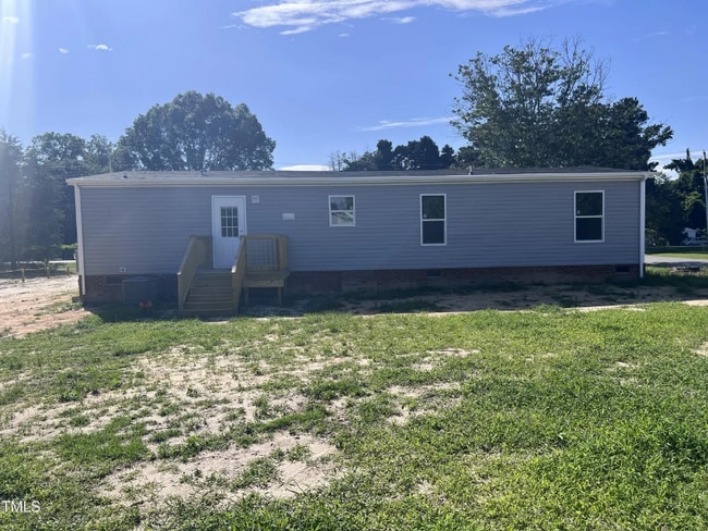 Building Photo - 96 Church Rd