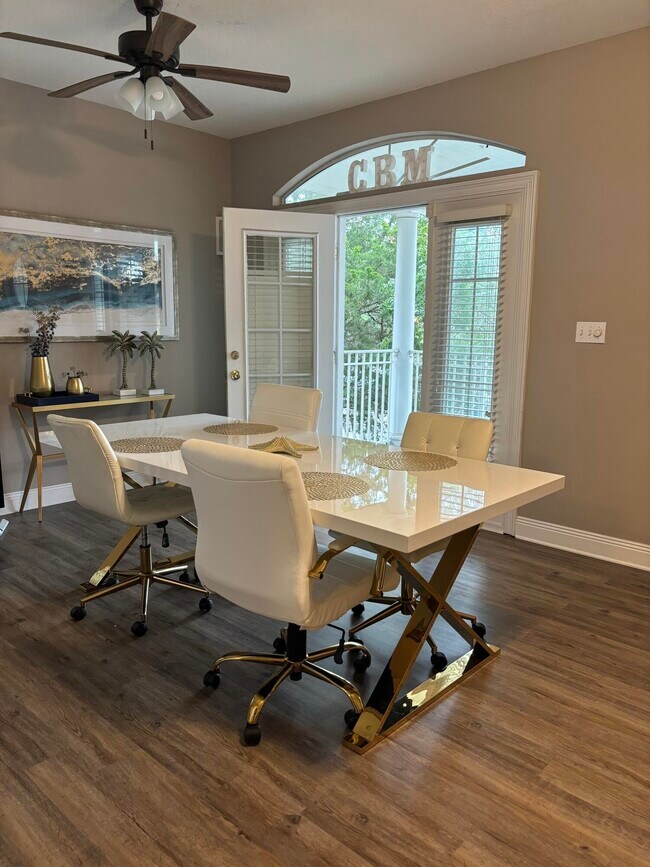 Photo - 165 Brooks St SE Unit E