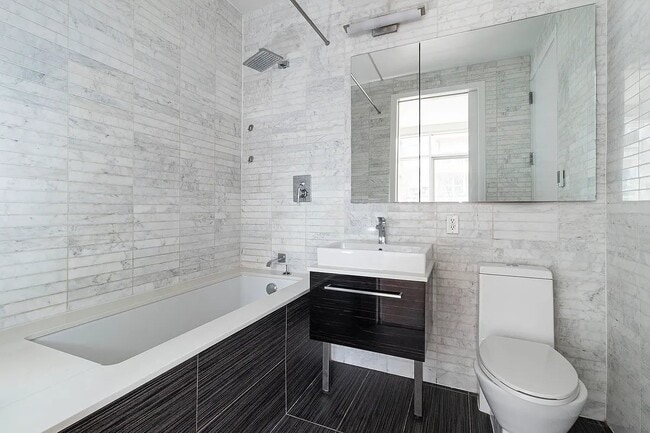 Photo - 162 N 12th St Unidad 2A