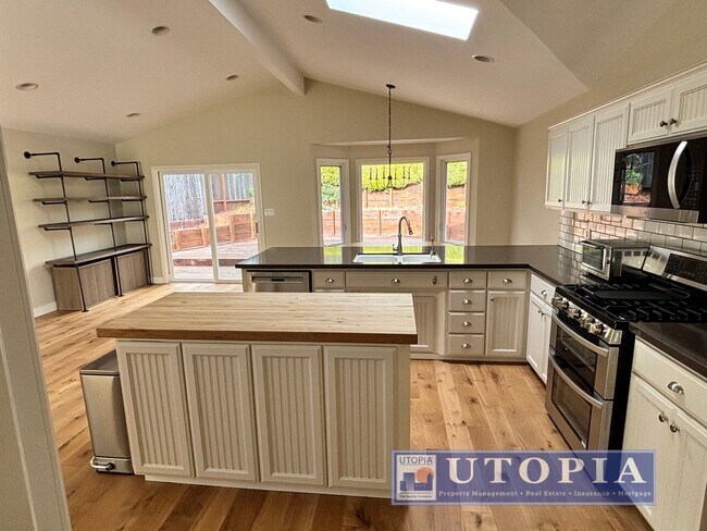 Photo - Bright Sunny 3-Bedroom House in Rio Del Mar