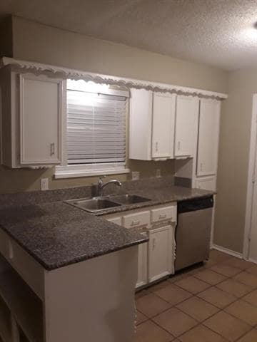 Photo - 5410 King Manor Dr