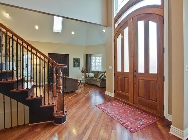 Photo - 7229 Roxbury Ct