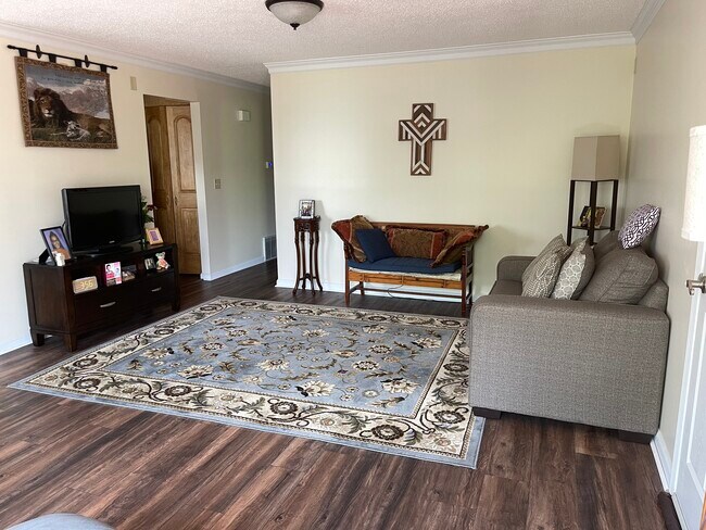 Photo - 1200 Hillside Ave Unidad 106