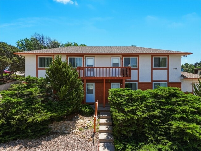 Building Photo - 1447 Nokomis Dr Unit 2