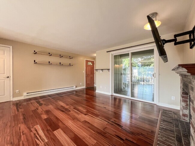 Photo - 2Bd/1.75Ba Seattle Condo Unit 301