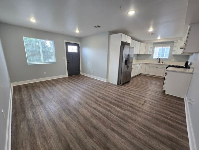 Building Photo - 3527 Percy St Unit 3527 .5