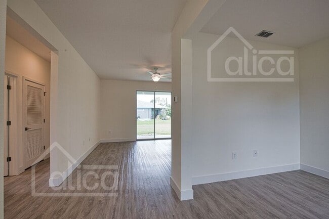 Photo - 1159 Byxbee Ct
