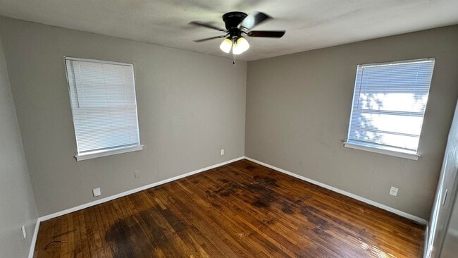Photo - 3056 Arrendale St