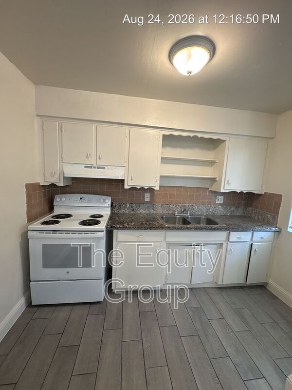 352 S Blackstone St Unit 3