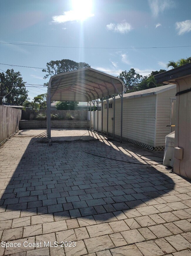 Photo - 963 Revere Ct