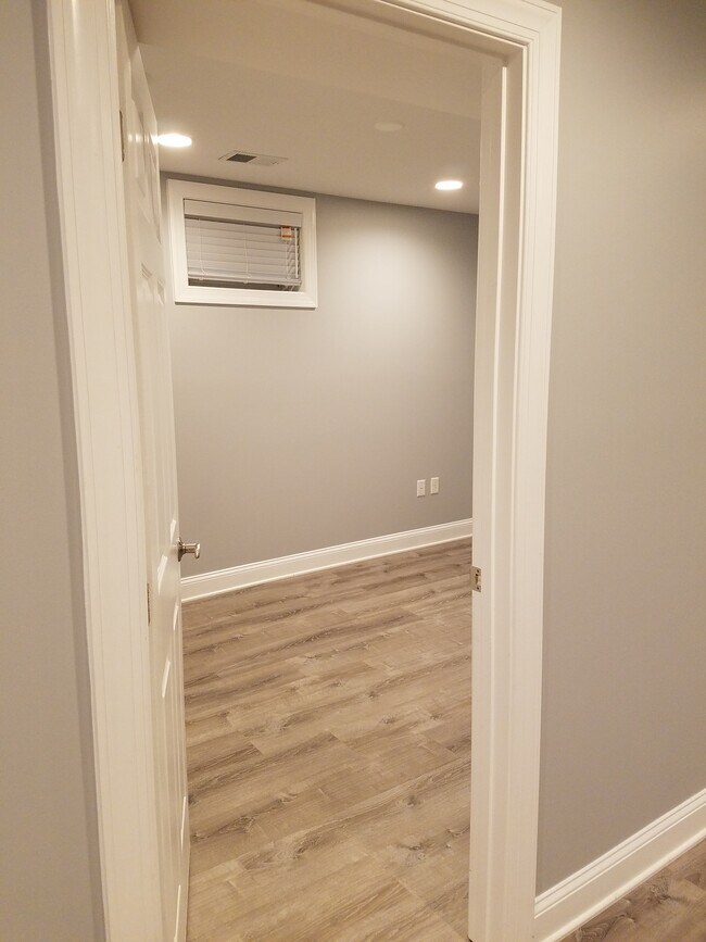 bedroom - 7812 Stanley Ln Unidad 1