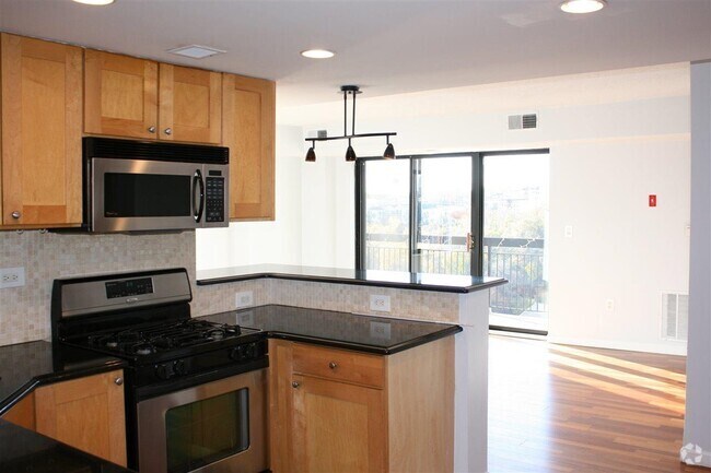 Building Photo - 759 2nd St Unit 15W Rental