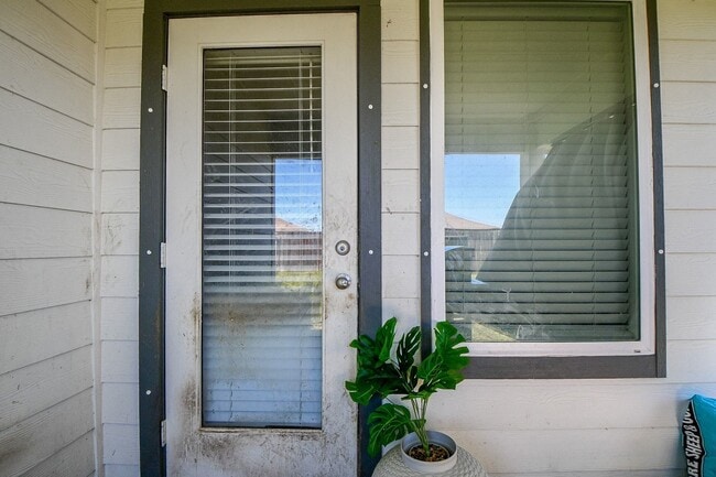 Photo - 8134 Sugar Cane Ln