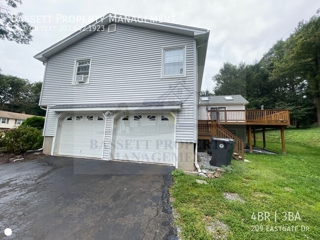 Photo - 209 Eastgate Dr