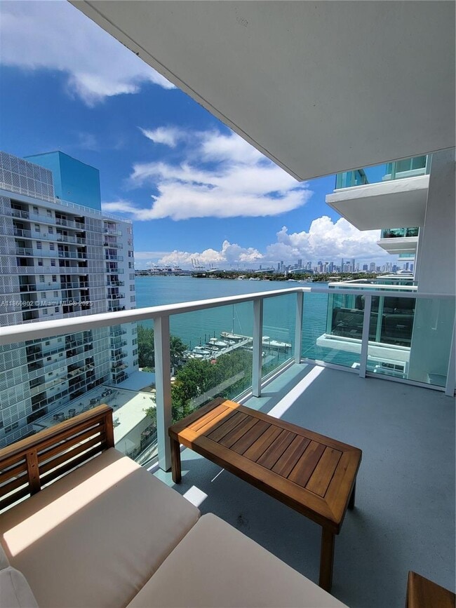 Building Photo - 1000 West Ave Unit 1029 Rental