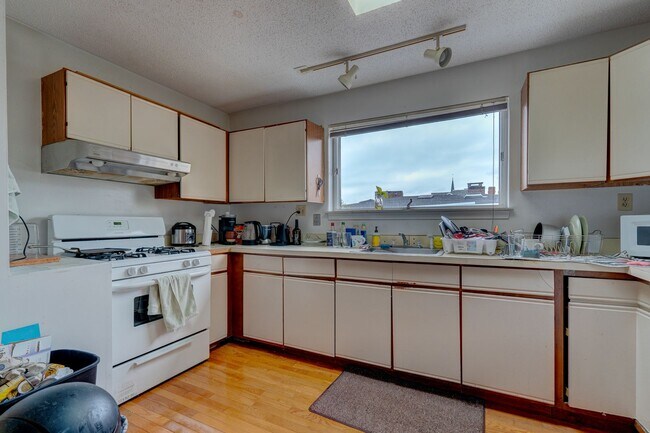 Photo - 295-297 Humphrey St