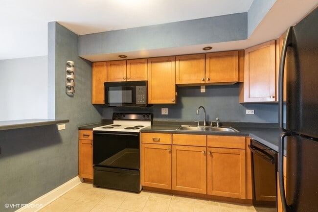 Photo - 803 S Dwyer Ave Unit E