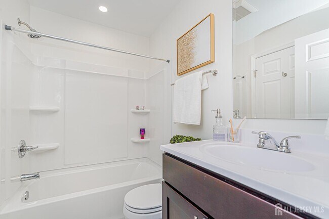 Photo - 1227 Waterford Dr