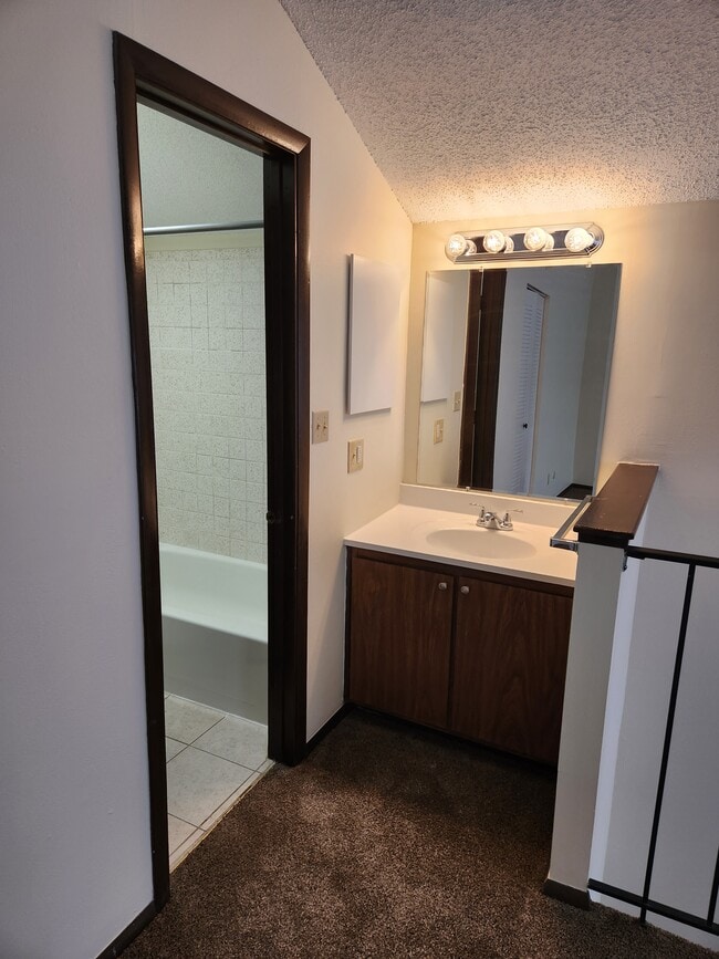 Bathroom Entryway - Upper Level