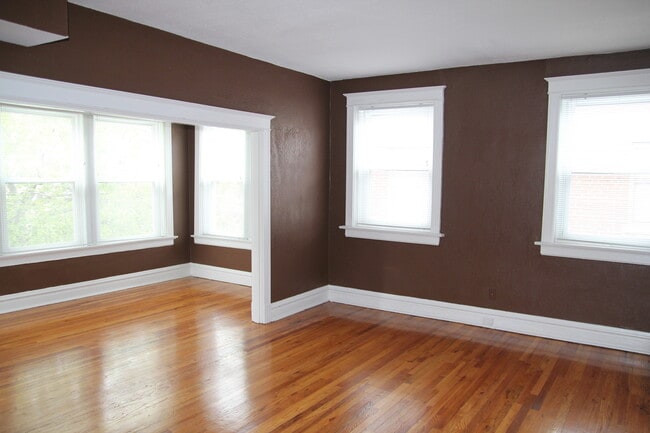 Photo - 710 Westgate Ave