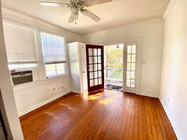 Photo - 4909-4911 Laurel St Unit 4909 A