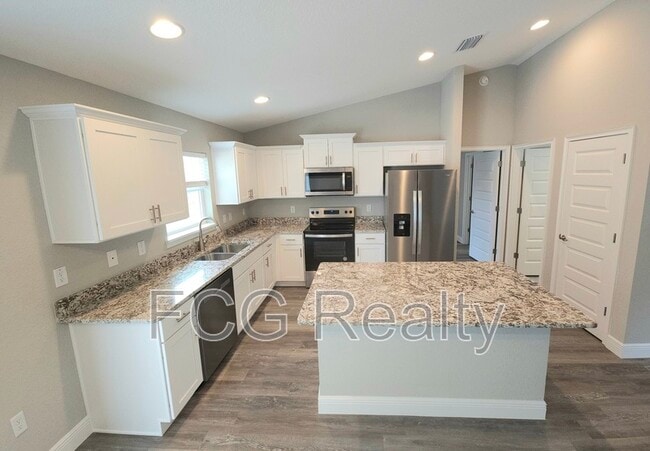 Photo - 7236 N Glenridge Cir