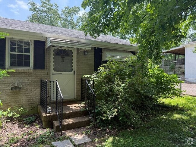 Building Photo - Cute 1 Bedroom in East Nashville! Rental