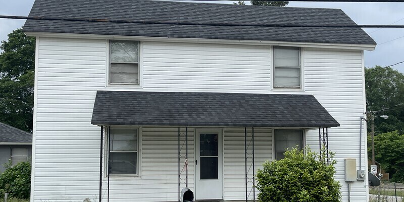 10 & 9 1/2 Front St Spartanburg - 10 & 9 1/2 Front St Spartanburg