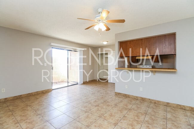 Photo - 410 E 9th Ave