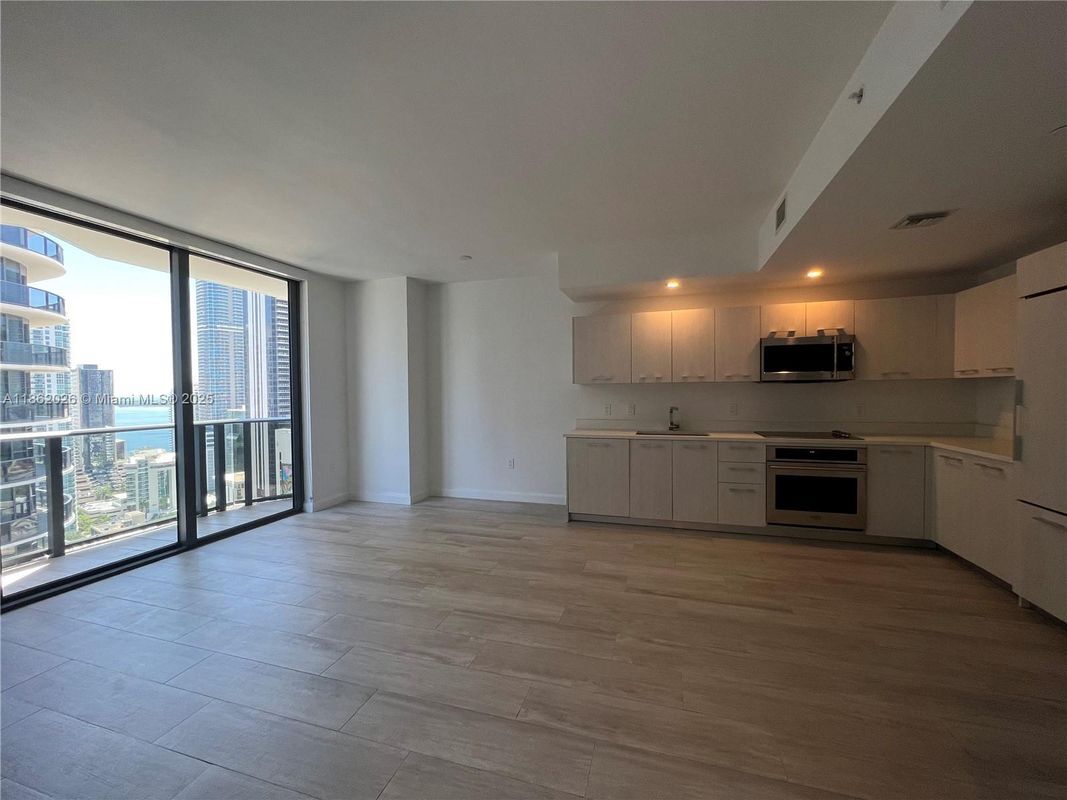 Photo - 55 SW 9th St Condo