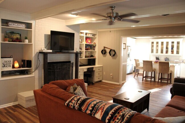 Photo - Home for Rent in Montgomery