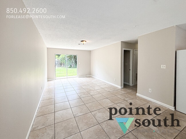Photo - 6392 Schoel Ln