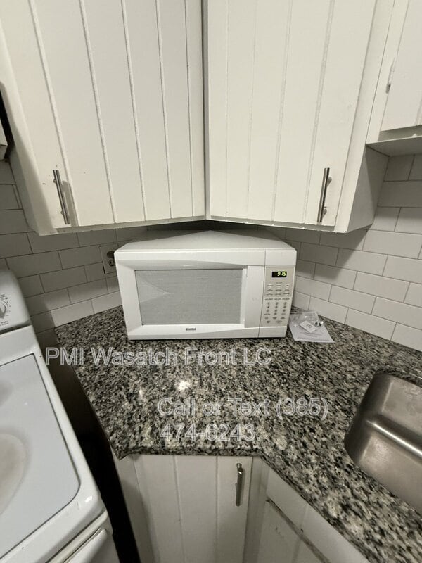 Photo - 211 W 4850 S Unidad A