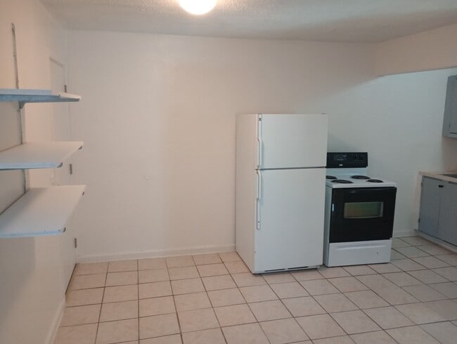 Photo - N Jefferson St