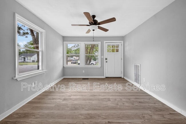 Photo - 900 Partridge Ave