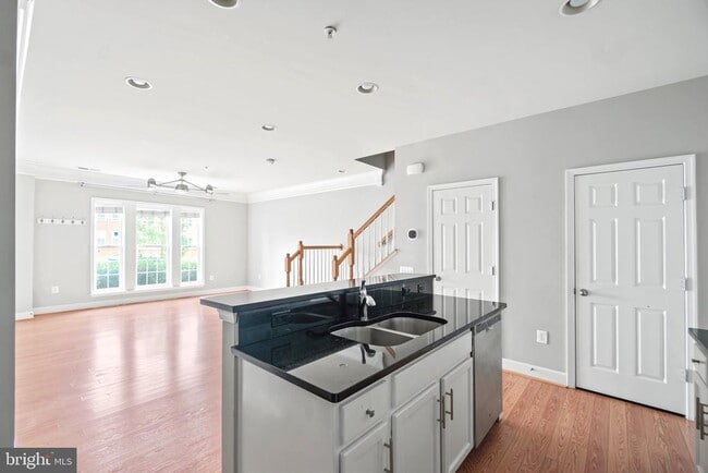 Photo - 2263 Oberlin Dr