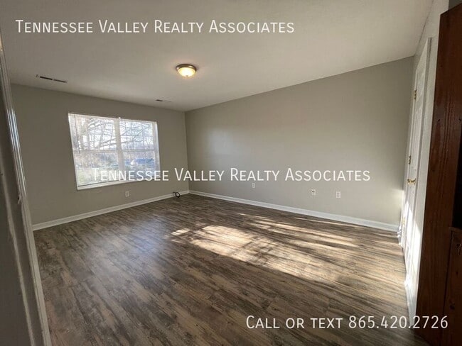 Photo - 156 N Illinois Ave