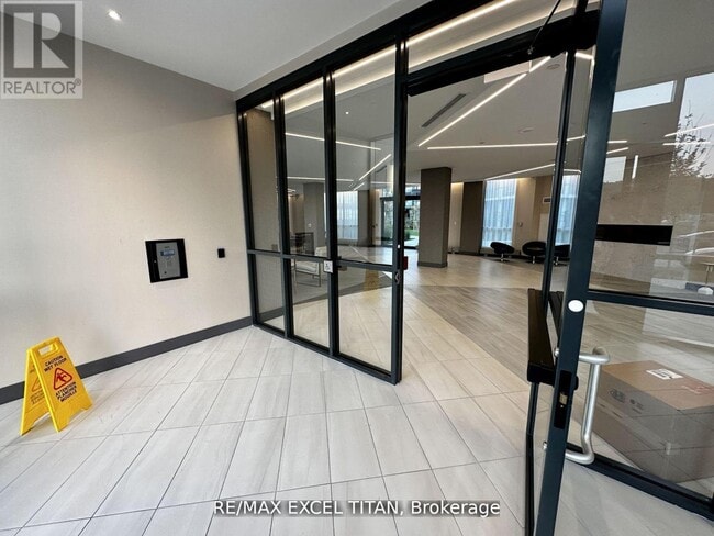 Photo - 415 Sea Ray Ave Unité G15