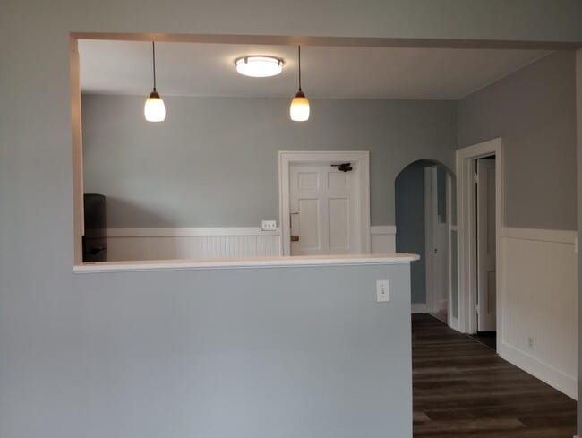 Building Photo - 769 Columbus Pkwy