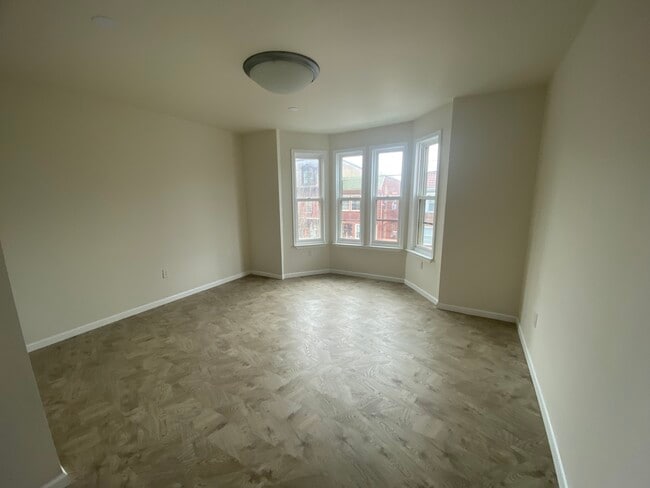 Building Photo - 1825 N 3rd St Unit 2