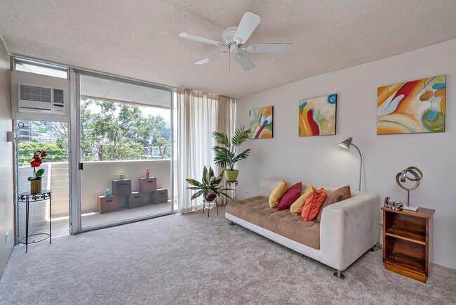 Photo - 1050 Kinau St