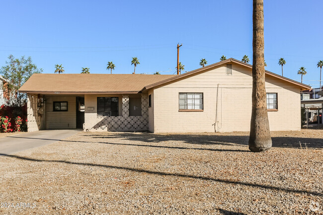 Building Photo - 3122 W Mariposa St Rental