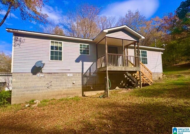 Building Photo - 132 Lola St