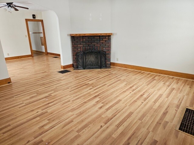 Photo - 135 E Harding Rd