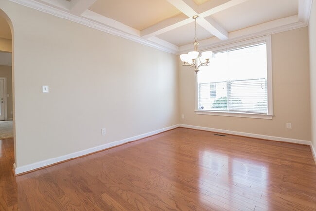 Photo - 205 Plott Hound Ln