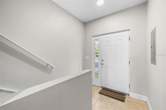 Photo - 2927 SW 35th Pl Unit 113